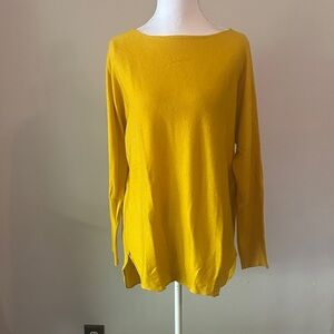 INC International Concepts Yellow Top